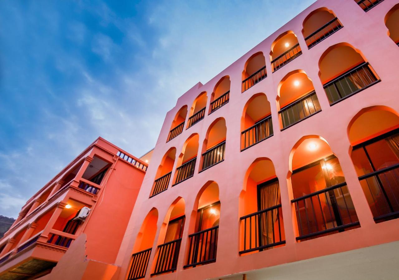 Khaleej Mass Hotel Patong Dış mekan fotoğraf