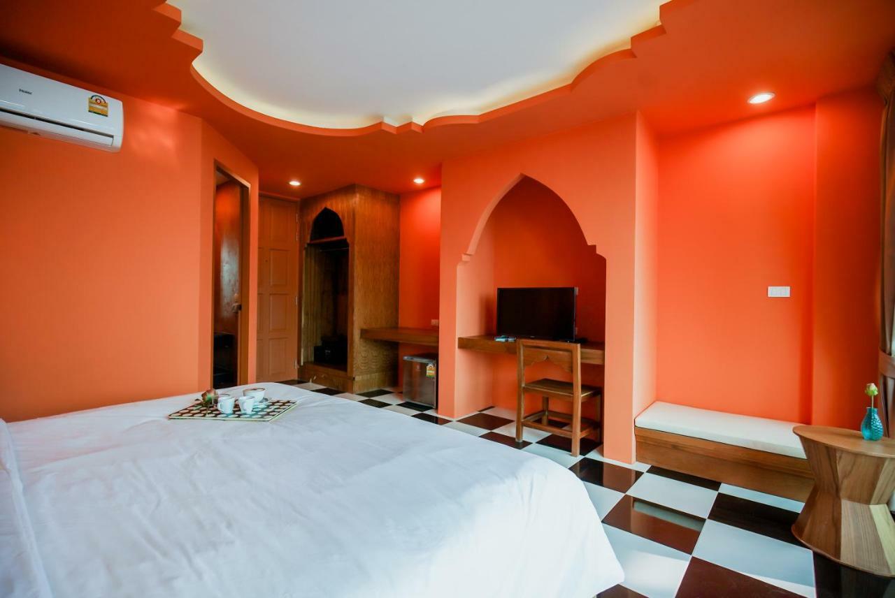 Khaleej Mass Hotel Patong Dış mekan fotoğraf